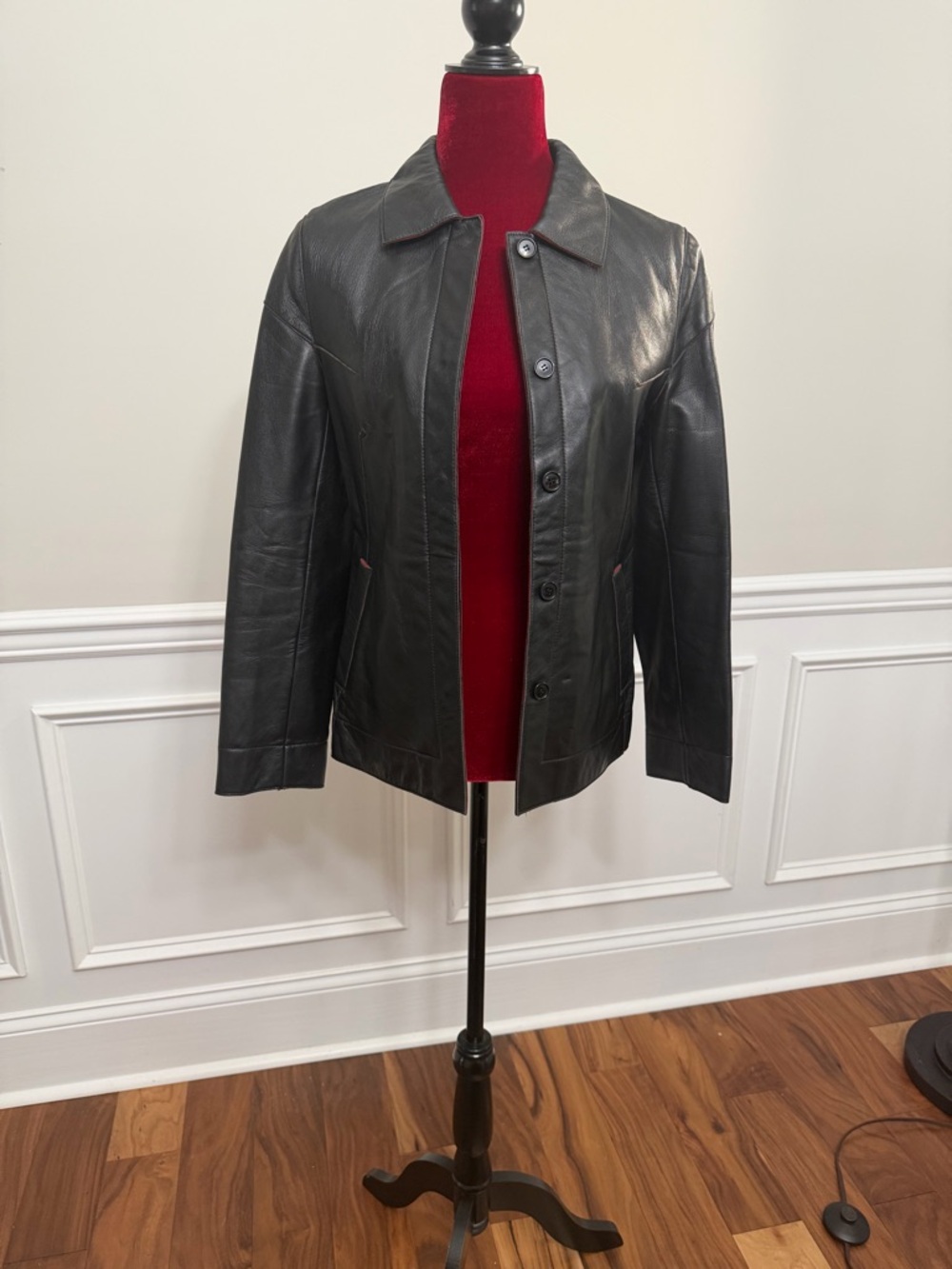 Vintage Korean Sheepskin Leather Jacket Women’s 55 Small Black Red Contrast Trim
